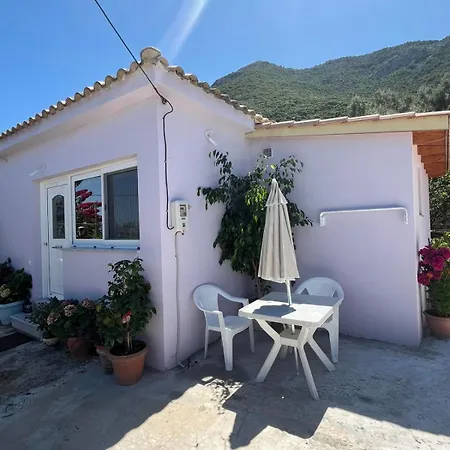 Nick House Apartament *