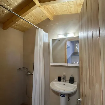 Nick House Apartman